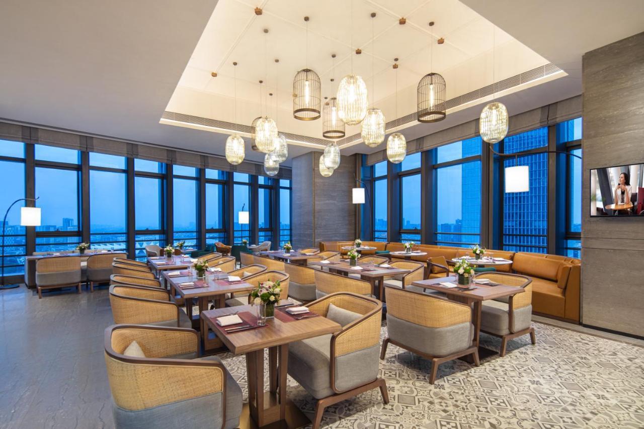 Ascott M-city Apartment *
